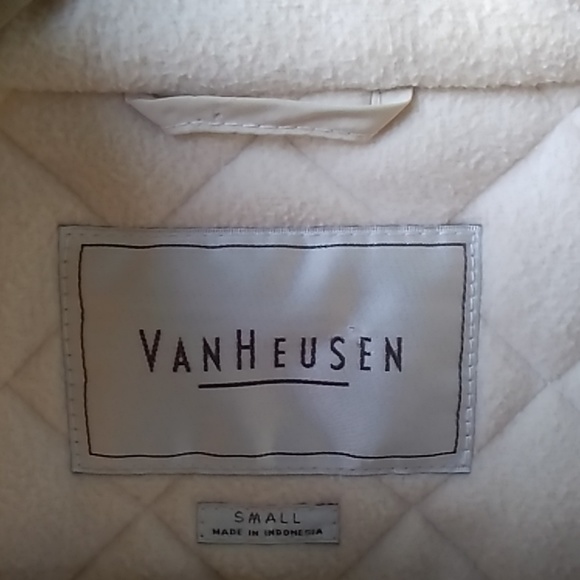 Van Heusen Insulated Utility Vest - Picture 3 of 7